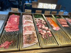 -山焱·炭火自助烤肉(周浦万达店)