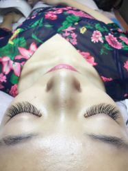 睫毛嫁接-光SPA科技美肤