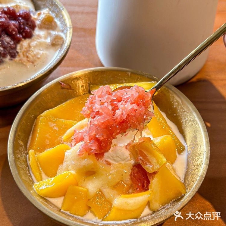 夏日炎炎，怎能不来上一口绵绵冰呢？