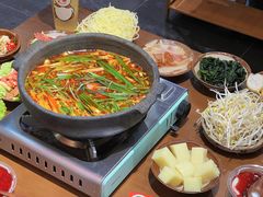 -黔有有贵州酸汤夺夺粉火锅(五味十字店)