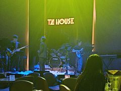 -TZ House音乐现场(来福士中心店)