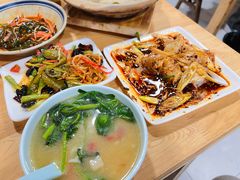 -朱大嘴肥肠血旺(福字街店)