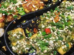 -何师烧烤·香辣蟹·川菜·30年老品牌(太古里旗舰店)