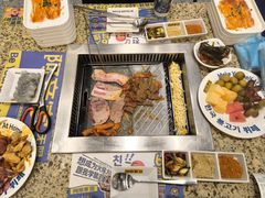 -阿亲家·韩式无限烤肉(花果园店)