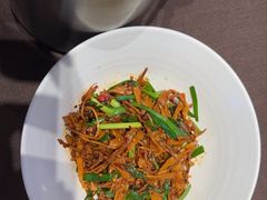 -老湘亲·品鉴湘菜(蔡塘爱琴海店)