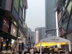 -人民解放纪念碑