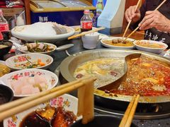 -沸炉重庆老火锅(军事博物馆店)