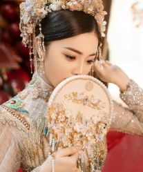 点击看大图 -挪娅婚纱摄影皇家会所