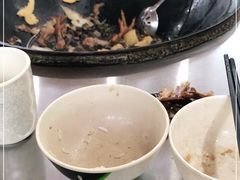 -粘豆包柴火铁锅炖