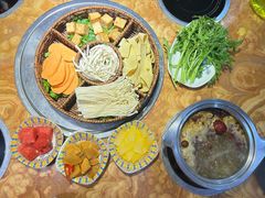 -塔兰齐新疆孜然火锅(鲤鱼山路店)