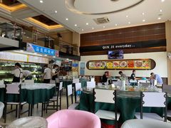 大堂-覃记海鲜美食餐厅