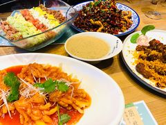 -临界音乐酒馆·小龙虾·江湖菜(华熙LIVE·鱼洞店)