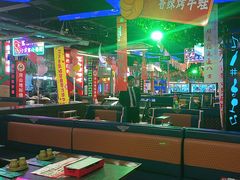 -路边边.炒菜烧烤.音乐餐厅(良乡长虹店)