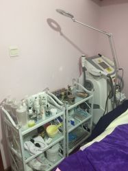 -杉惠素颜美妆皮肤管理中心