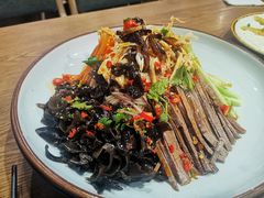 招牌凉米线-麦麦山云南菜(复地活力城店)