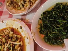 -洪霞餐馆·川菜·鲜货现炒(两江春城店)