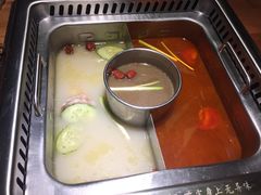骨头汤番茄锅底-巴邑火锅·鲜切牛肉(萧山银隆店)