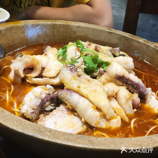 盛都巴蜀石锅鱼(生态广场店)