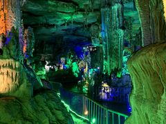 -泰安地下龙宫景区