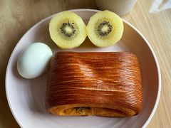 -VERIE BAKEHOUSE