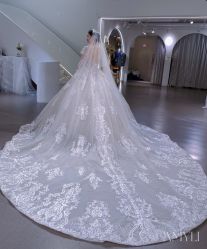 -艾米丽婚纱礼服