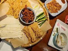 -魏铭鱼头捞饭(晋阳路店)