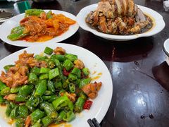 -余杨鸭鸭餐厅