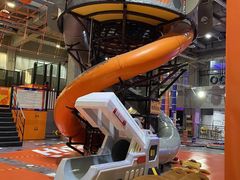 -嗨翻Hi-Fun竞技主题乐园·蹦床亲子生日轰趴(国光1937店)