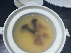 -RIVIERA 松鹤楼(外滩店)