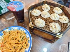 牛肉灌汤包-西安贾三灌汤包·回坊小吃·清真炒菜(北院门总店)