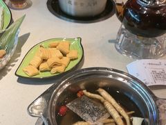 -一叶一世界·素食餐厅(锦华万达店)