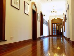 -上海市商贸旅游学校(浦西校区)