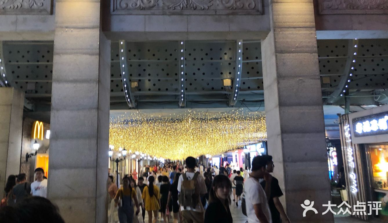 每次都觉得这片星海离我很近很近哦