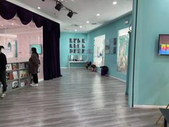 -Isee灰姑娘(鸿坤广场店)