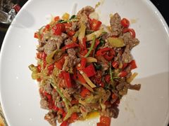 炒黄牛肉-川流不息·地道川菜·小龙虾(新松江路店)