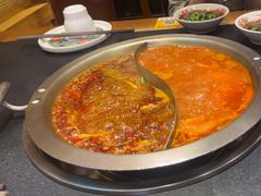 -沸炉重庆老火锅(军事博物馆店)