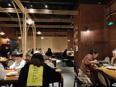 大堂-十三式重庆江湖菜(金茂览秀城店)