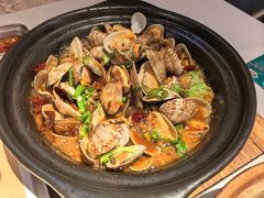 -蚝堡海鲜·威海菜·海肠捞饭·烧烤·亚洲吃蚝公司(幸福门店)