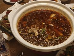 -六福烧烤酒馆(秦隆步行街店)