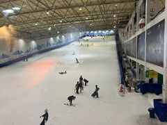 -乔波室内滑雪场