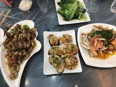 -覃记海鲜美食餐厅