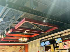 -西西弗书店&矢量咖啡(凯德晶萃广场店)