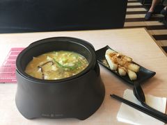 -阿香米线(路北大润发店)