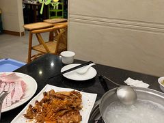 -正能量脆肉鲩火锅