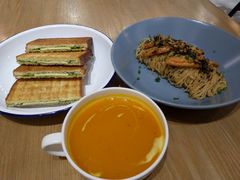 -HELLO 27 意面·沙拉·帕尼尼