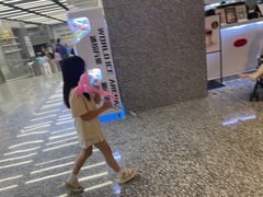 -冰纷万象滑冰场(南山万象天地店)