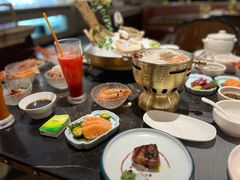 -半岛翡丽海鲜自助餐厅(观风亭店)