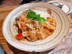 蘑菇培根温泉蛋长意面-幸邻食堂