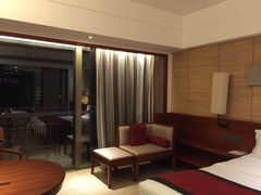 -三亚湾海居铂尔曼度假酒店