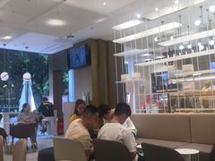 大堂-奈雪的茶(华侨城创意园店)